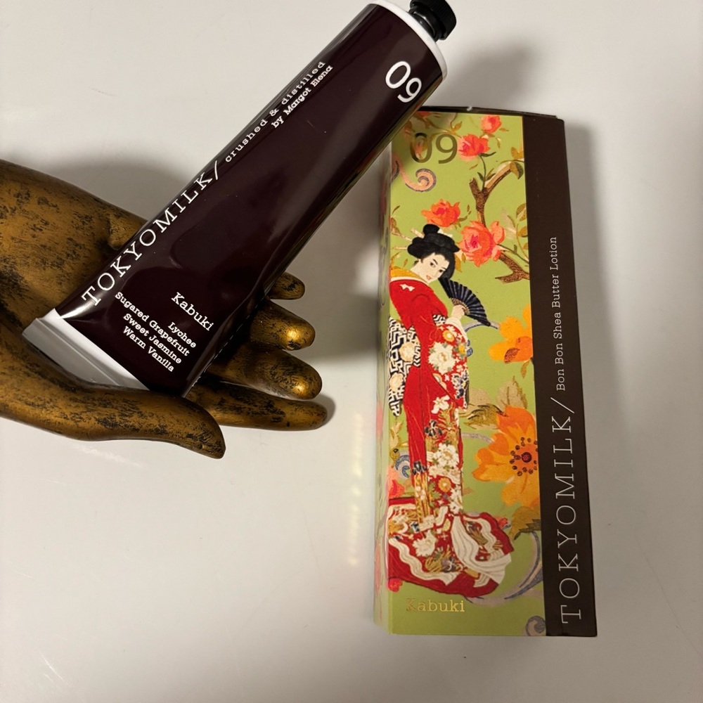 Tokyo Milk by Margot Elena Kabuki Bon Bon Shea Butter Lotion No. 9 - Picture 8 of 11